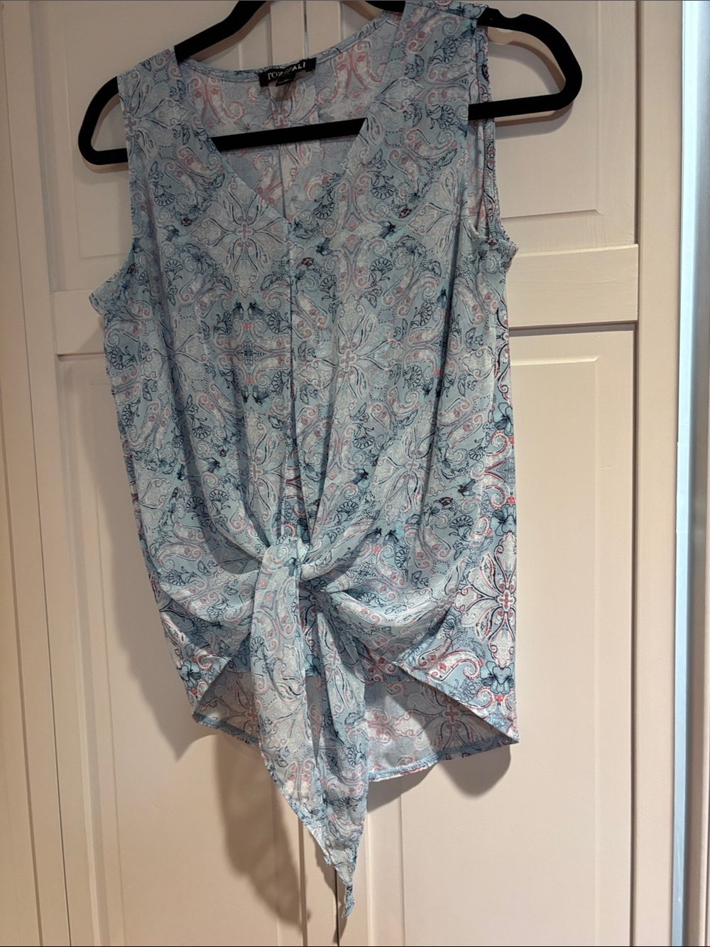 Roz & Ali Light Blue Paisley Tie-Front Sleeveless Top
